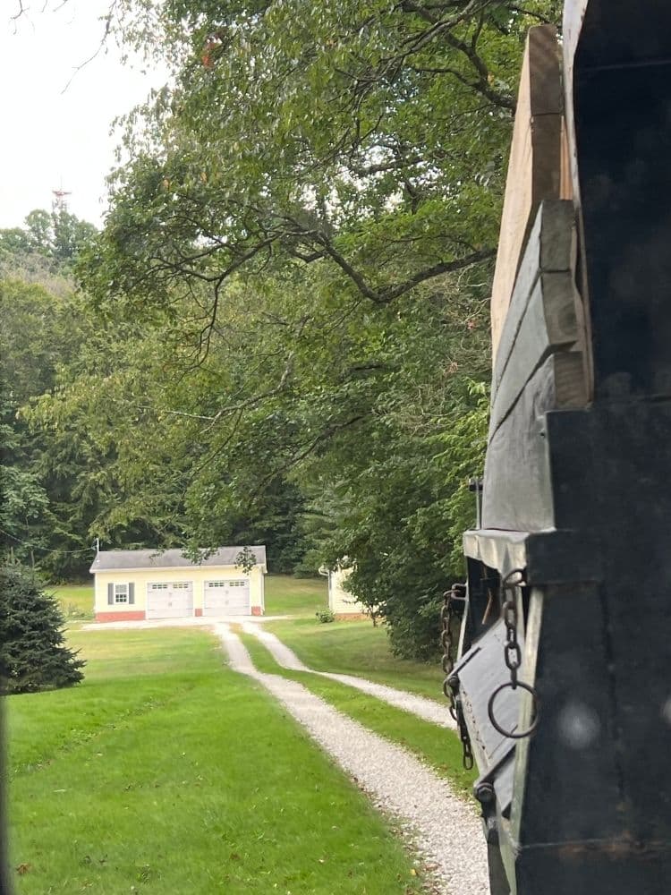 Gravel driveway installation